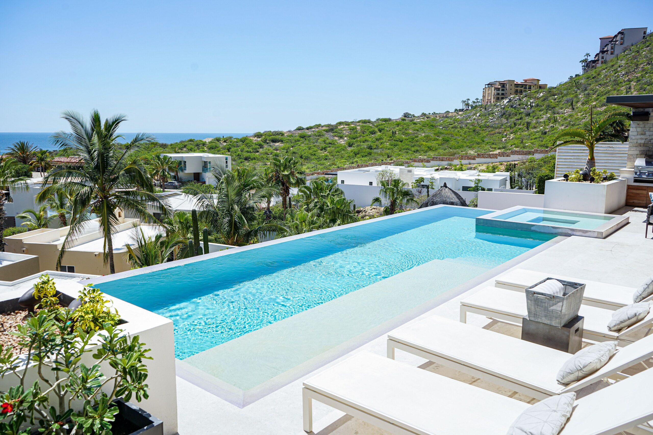 Casa Texas pool in Pedregal — pool repair and pool remodel